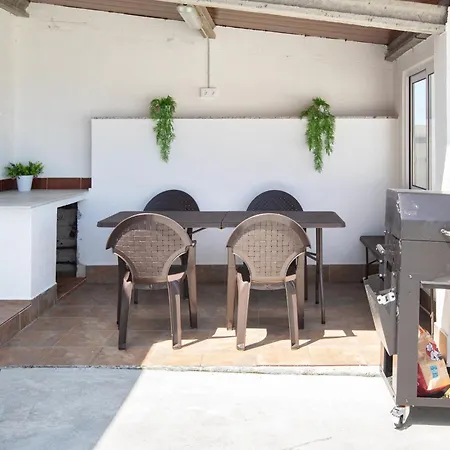 度假居 Ag Casa Anema, 10 Huespedes A 2km De La Playa Razo